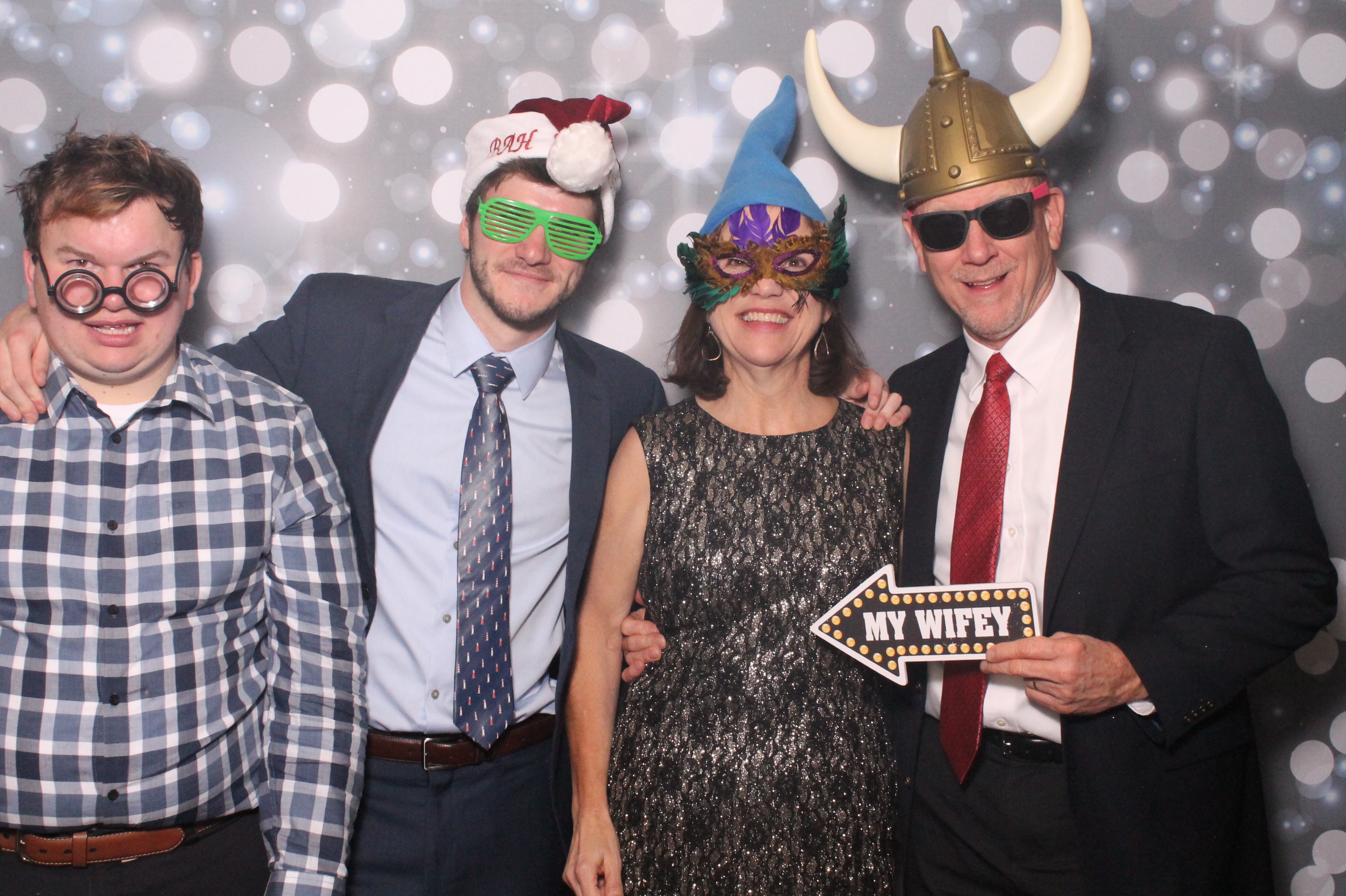 Chase & Hailey | View more photos from the event at gallery.photoboothcincy.com/u/PhotoBoothCincy/Chase-Hailey